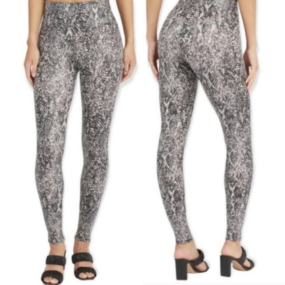 NWT Spanx Faux Leather Snake Shine Leggings in Gray Snake Size Small $120 - Picture 1 of 14